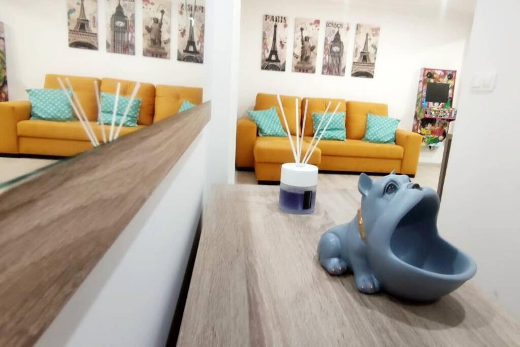 - Lujo - Parking, Maquina Arcade, Wifi Y Netflix Appartement Oviedo Buitenkant foto