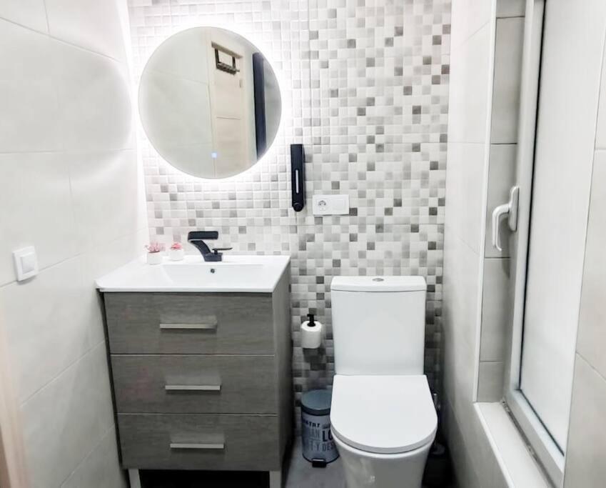 - Lujo - Parking, Maquina Arcade, Wifi Y Netflix Appartement Oviedo Buitenkant foto